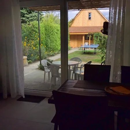 Doppelhaushaelfte Fuer Sechs Personen Mit Terrasse * Szantod